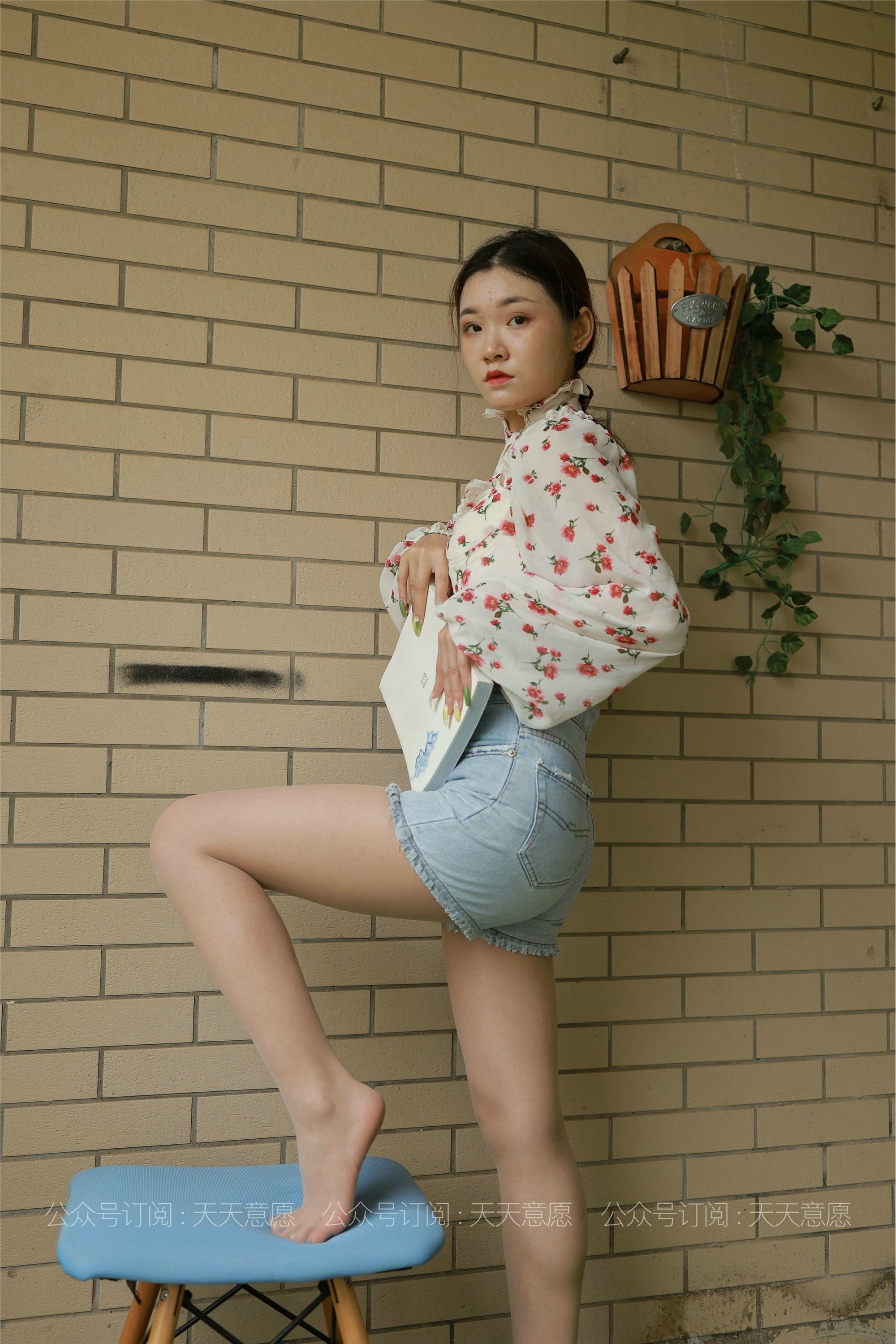 IESS异思趣向  2021.07.03 丝享家850：可可《法式碎花裙》